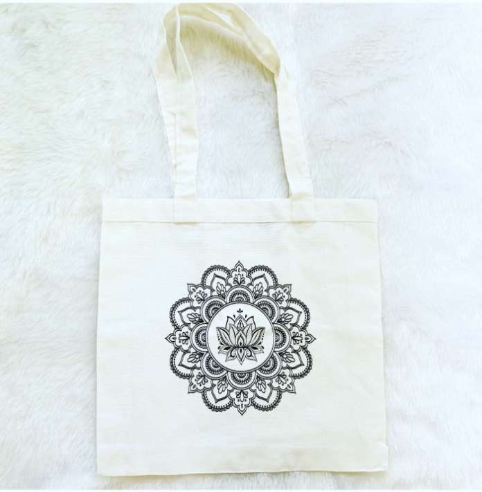 Shopping tote bag