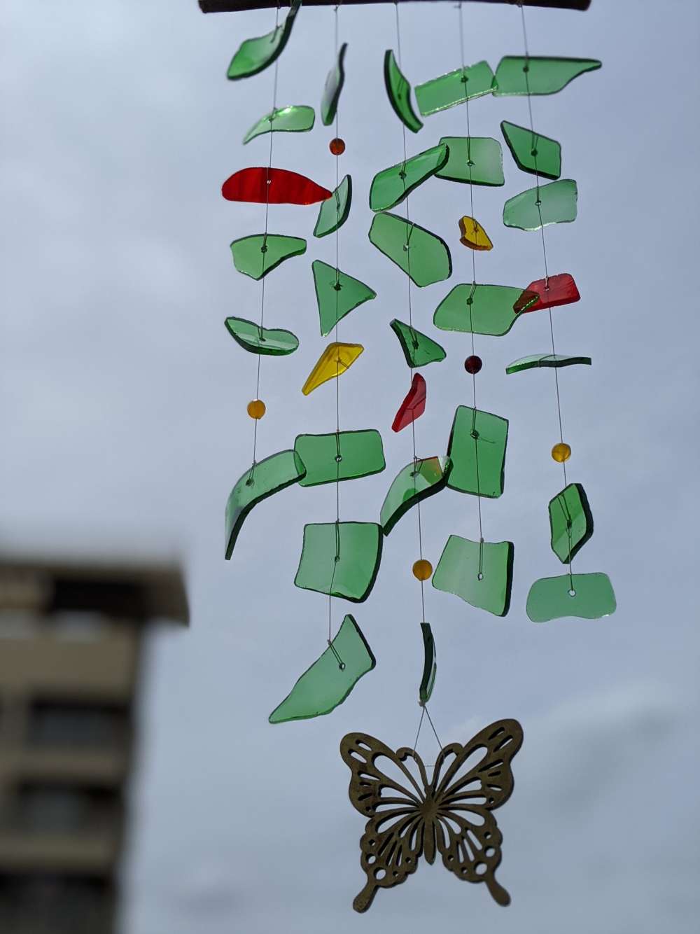 Peppy wine windchime