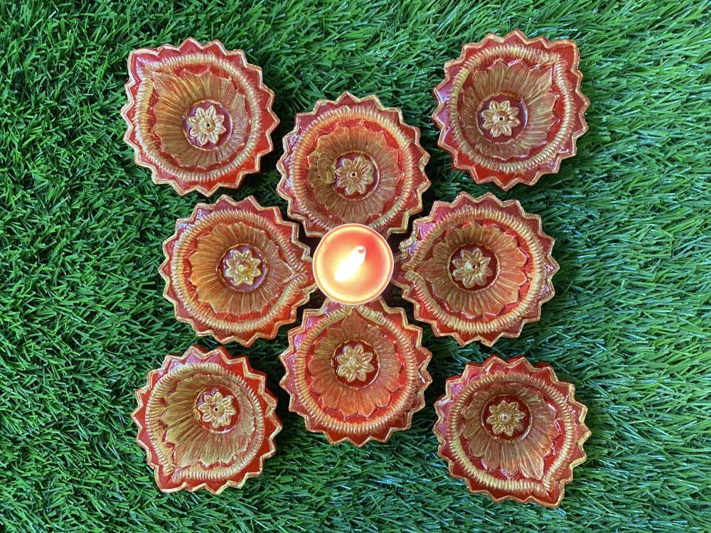 Diwali hand painted diyas