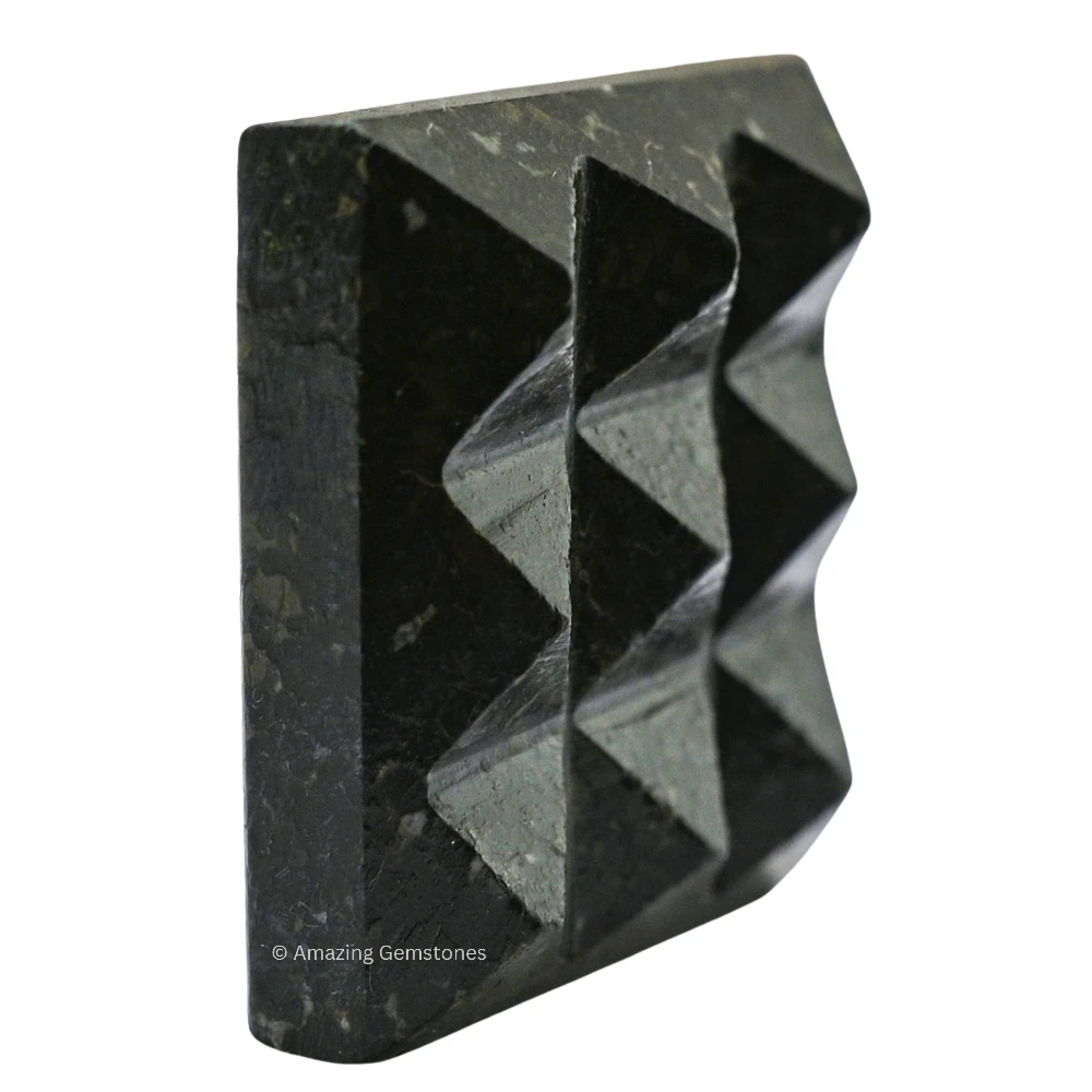 Nuummite 9 Pyramid Plate